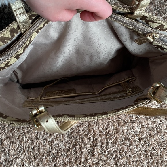 Michael Kors Tote - Picture 2 of 2